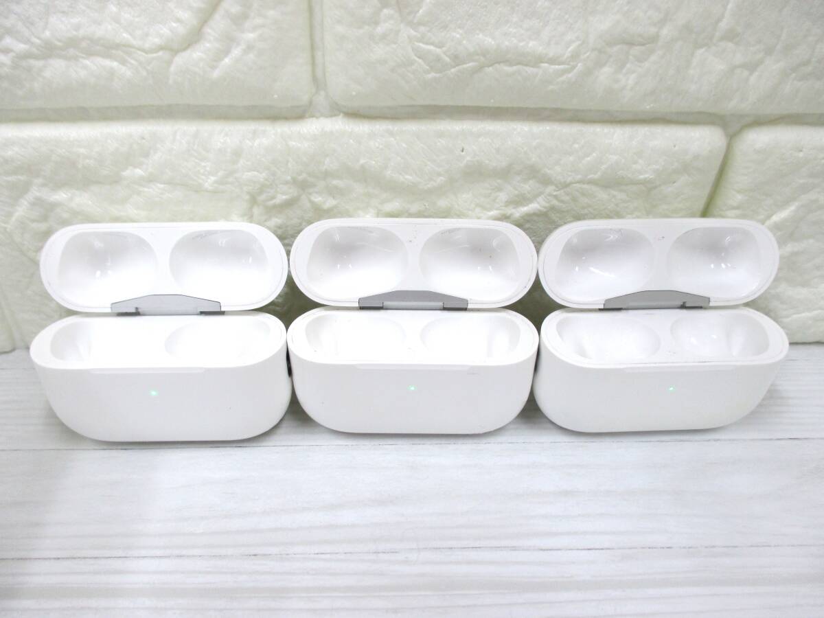 3F286SZ11◇ケースのみ Apple AirPods Pro 第2世代 ケース A2700 / A2968 イヤホン無し 3点セット◇中古品 ジャンク