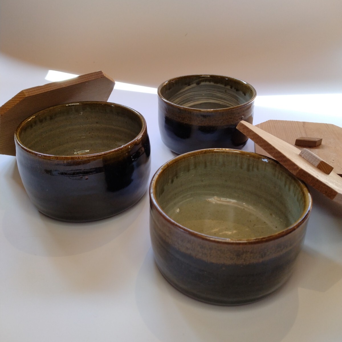 ○3客【蓋付き器】 陶器