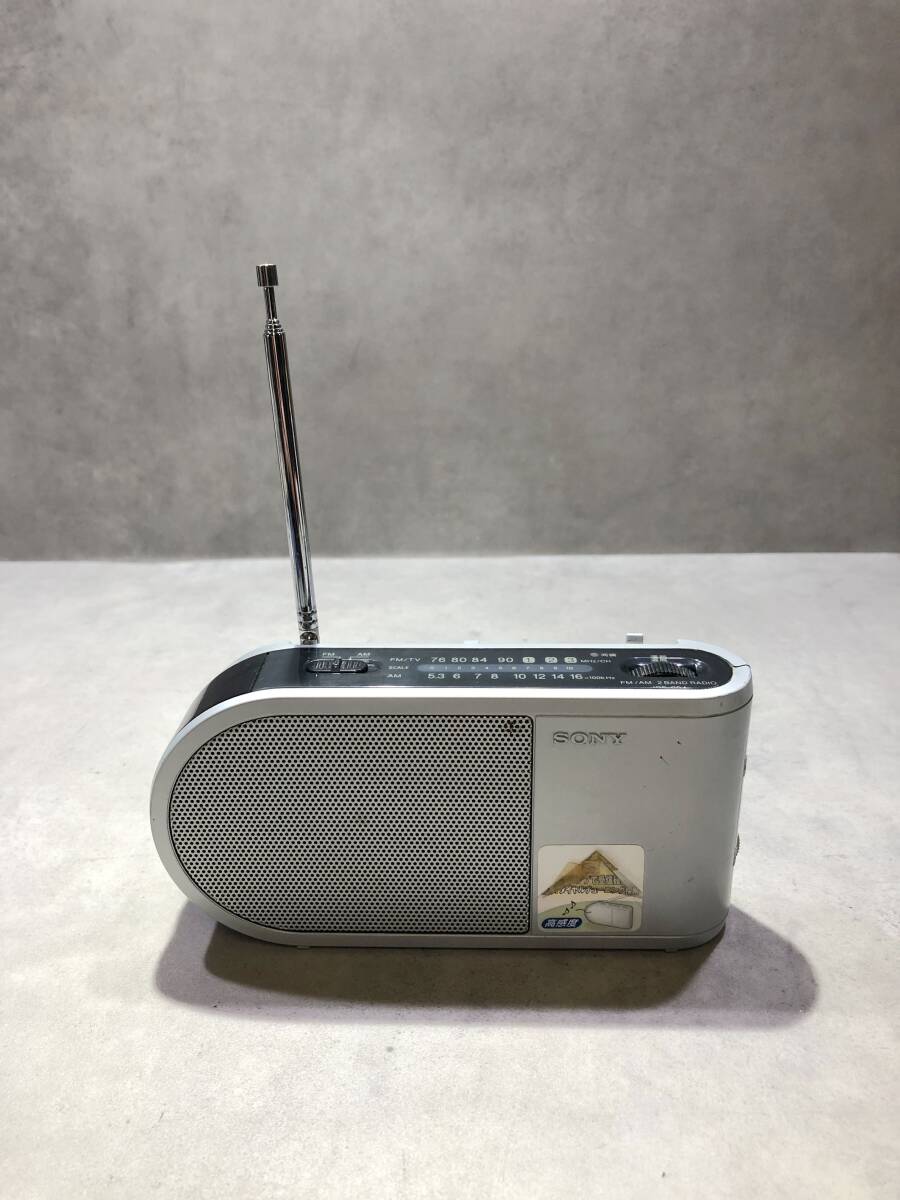 コンパクトラジオ【SA1306△】SONY ソニー ワイドFM受信OK FM/AMコンパクトラジオ ICF-304 260310