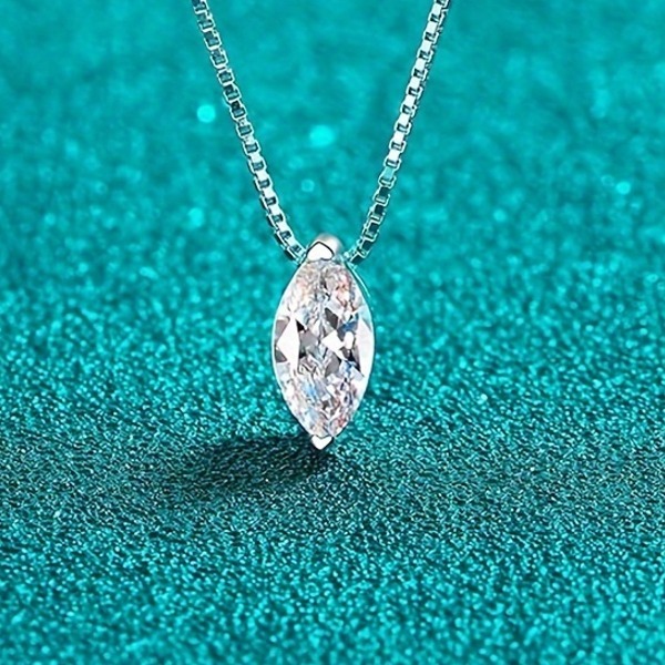 レディース モアサナイト ペンダントネックレス ■9592