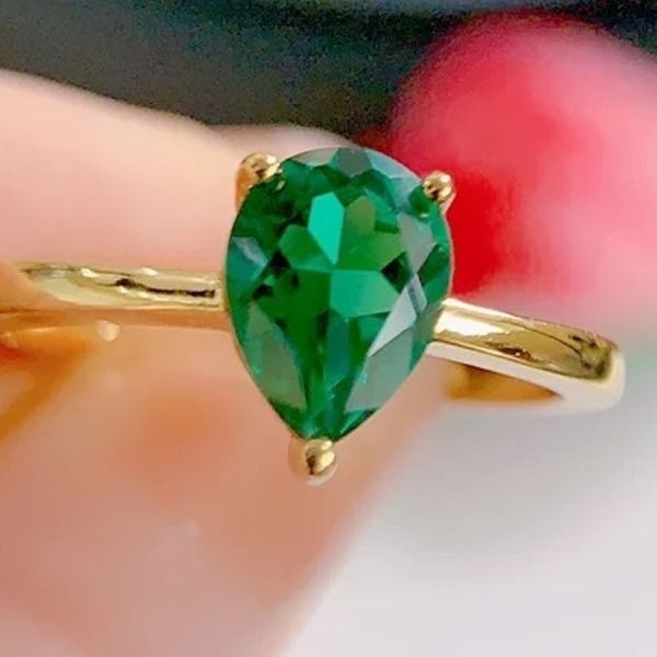 コロンビア 天然 エメラルド リング、6*8ｍm、ナチュラル　□Ma5464