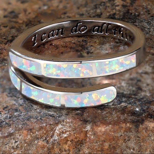 【新品】オーストラリア産オパールリング、銀白色のオパール 　□OP5321