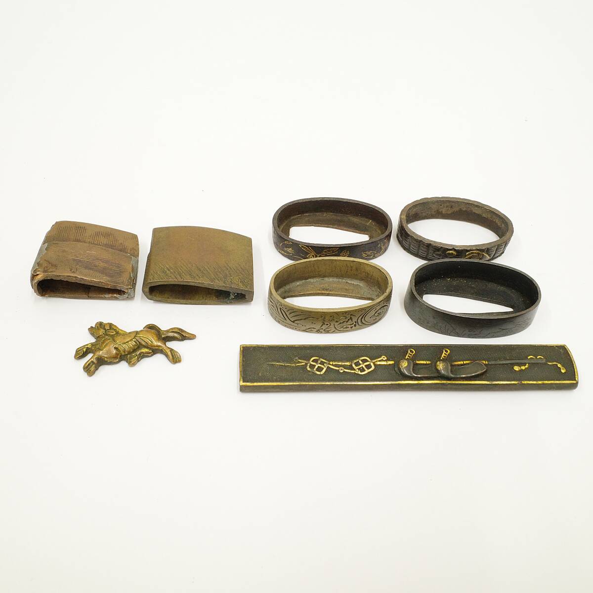 刀剣 刀装具 太刀 脇差 脇指 短刀 目貫 縁 小柄 ハバキ まとめて 8点