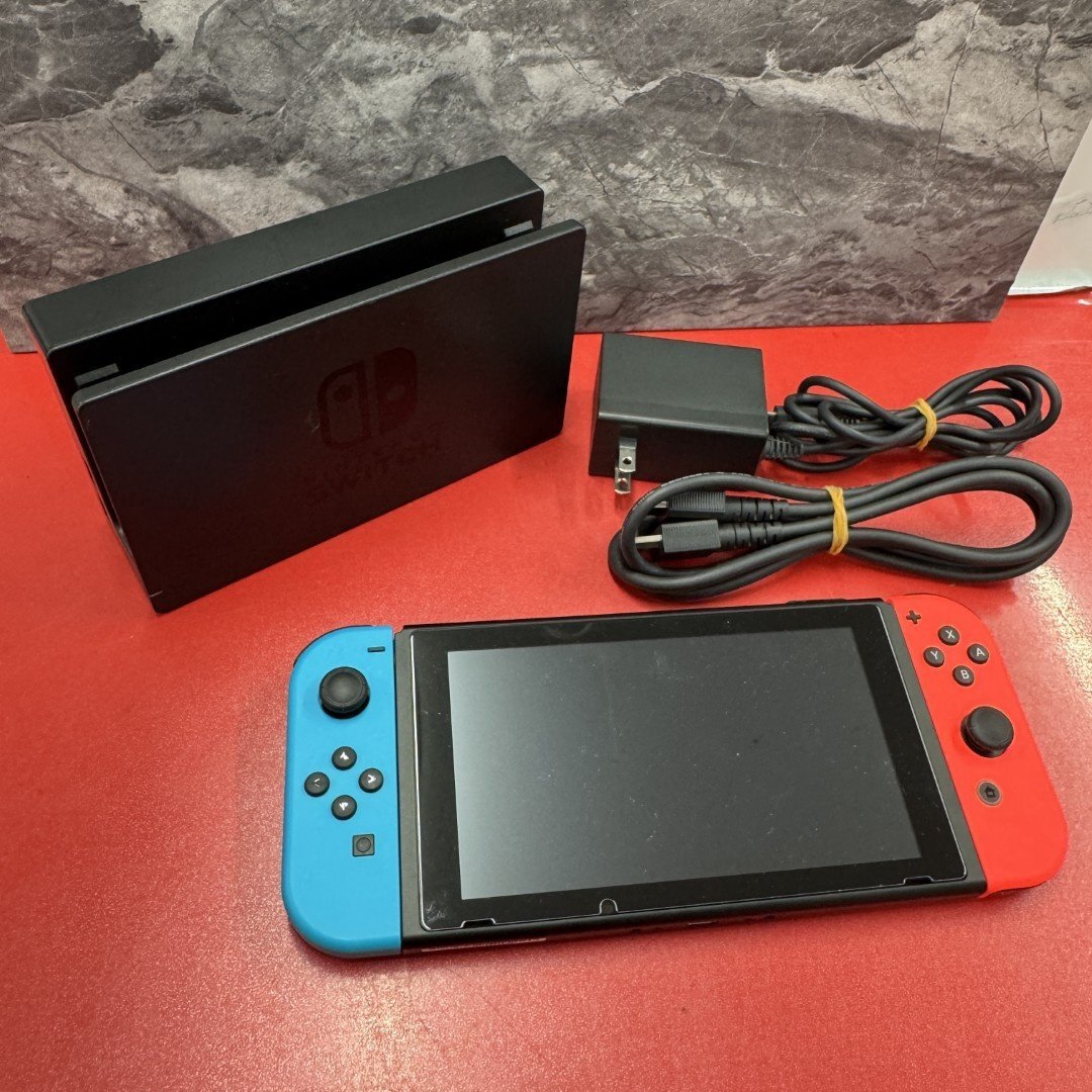 1円～　Nintendo Switch　ニンテンドー　スイッチ　本体　ゲーム機　付属品多数+SDカードあり　動作可　初期化済み　画面ヤケあり