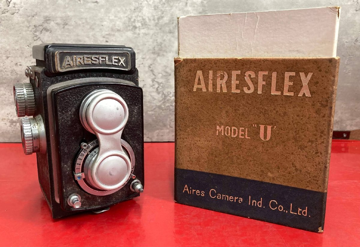 1円～　AIRES　アイレス　AIRESFLEX　MODEL U　1:3.5 f=7.5cm Showakoki　二眼レフ　カメラ　現状品