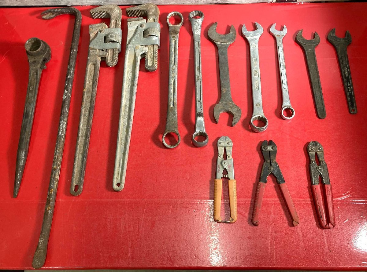 1円～　工具　パイプレンチ　スパナ　メガネレンチ　ハンドツール　等　色々　大量　約14点　約15㎏　まとめ売り　現状品