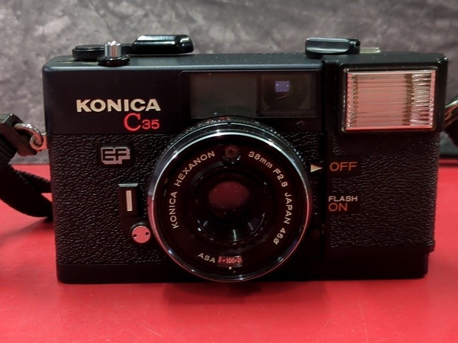1円～　KONICA　コニカ　C35 EF　38mm F2.8　コンパクトフィルムカメラ　ケース付　シャッター・フラッシュOK