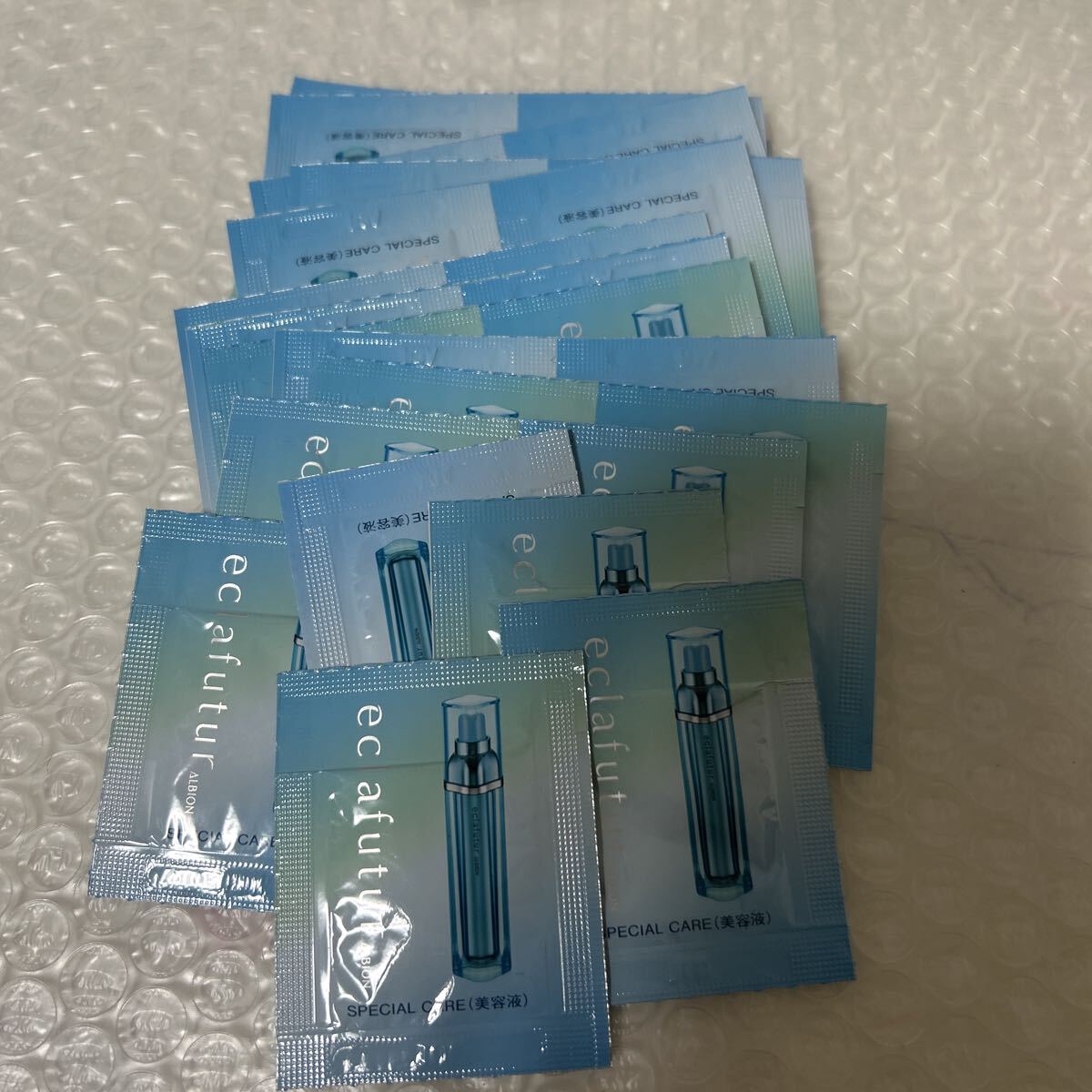 アルビオン エクラフチュールt 美容液 0.6ml×30枚 新品未使用