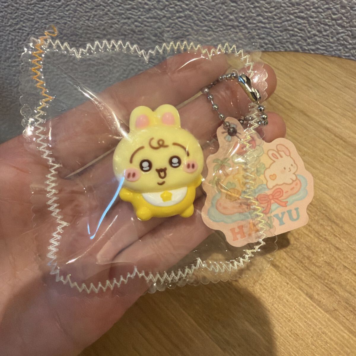スクイーズ　ちいかわ Baby ベイビー うさぎ　ぷにぷに マスコット　ストラップ