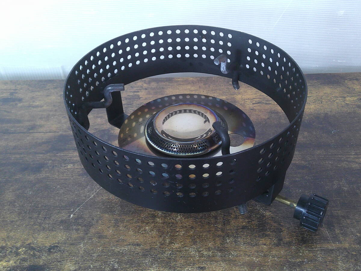 ▼(86)カセットガスコンロ・メーカー/型番記載なし 箱なし、説明書なし 直径22×バルブ長3×高さ14(cm)※中古品/動作未確認ジャンク品 ■80