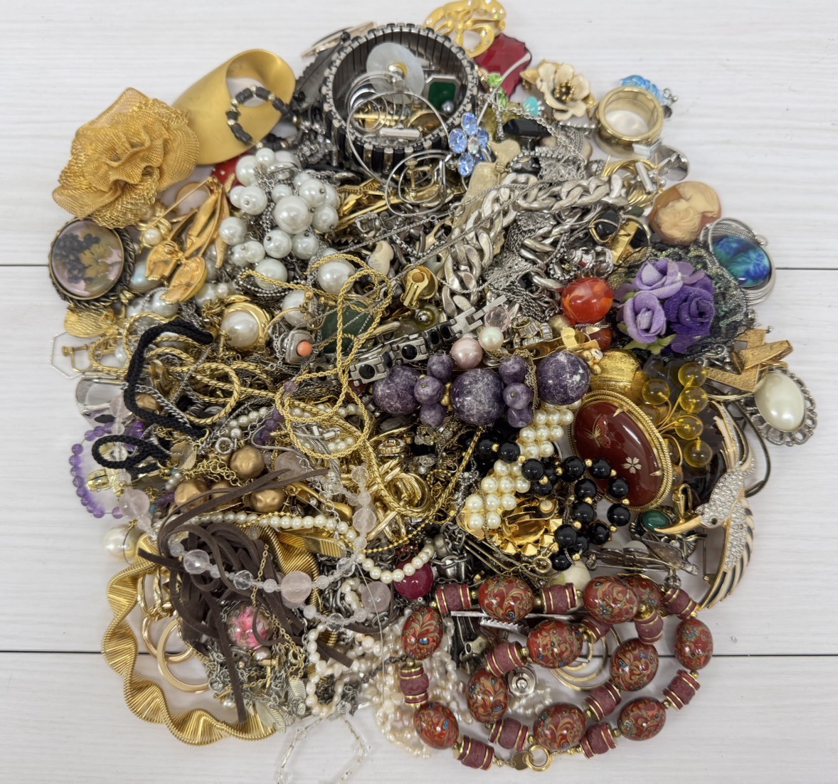 1円~ アクセサリー まとめ 約2キロ指輪 リング ネックレス イヤリング ブローチ タイピン カフス パール ジュエリー イミテーション【S2】