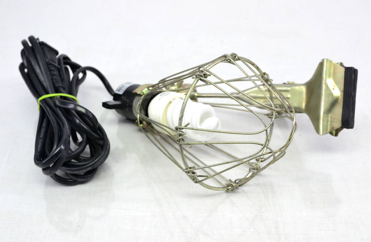 最終オファー♪クリップライト 作業用ライト 倉庫や地下室での作業などに最適 中古品 