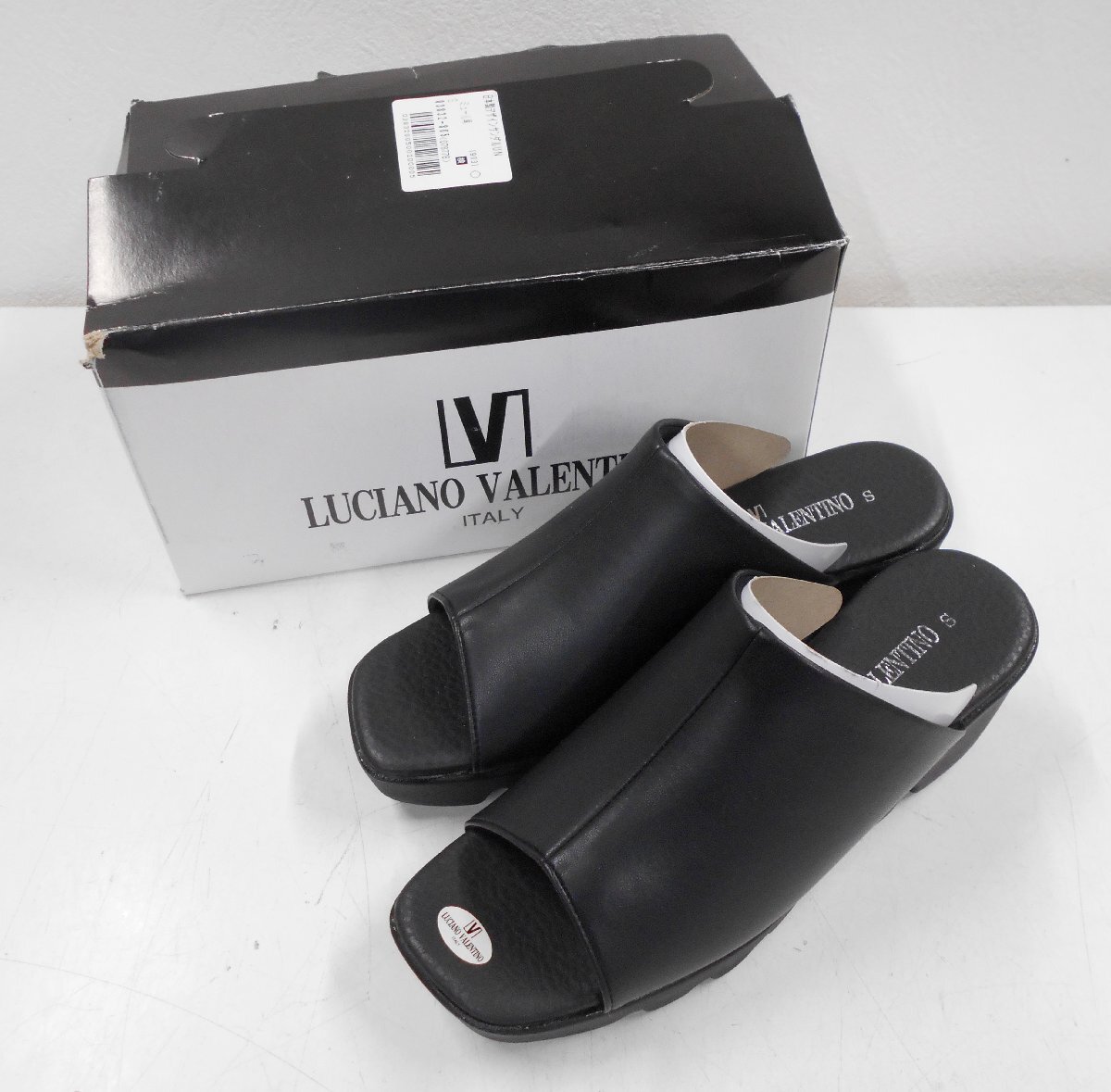 LUCIANO VALENTINO ルチアーノバレンチノ サンダル S (22.5cm) オフィスサンダル ミュール 靴 黒 ブラック ウェッジ 未使用保管品【テ453】