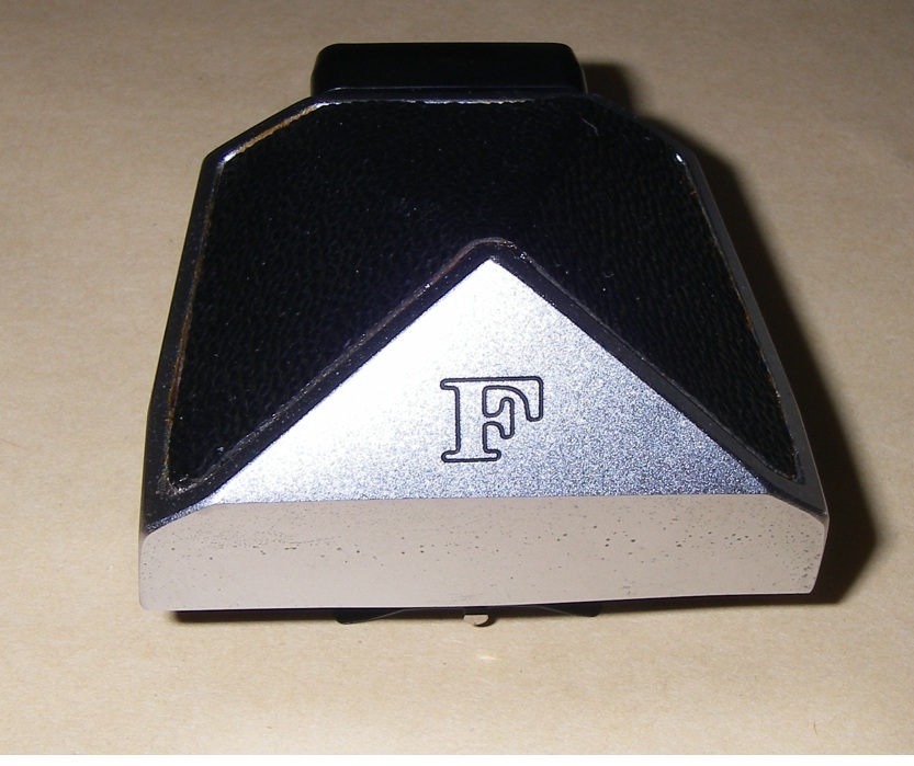 NIKON F　ニコン　アイレベルファインダー　（綺麗）　プリズム端（のぞき部左右）にわずかにサビ