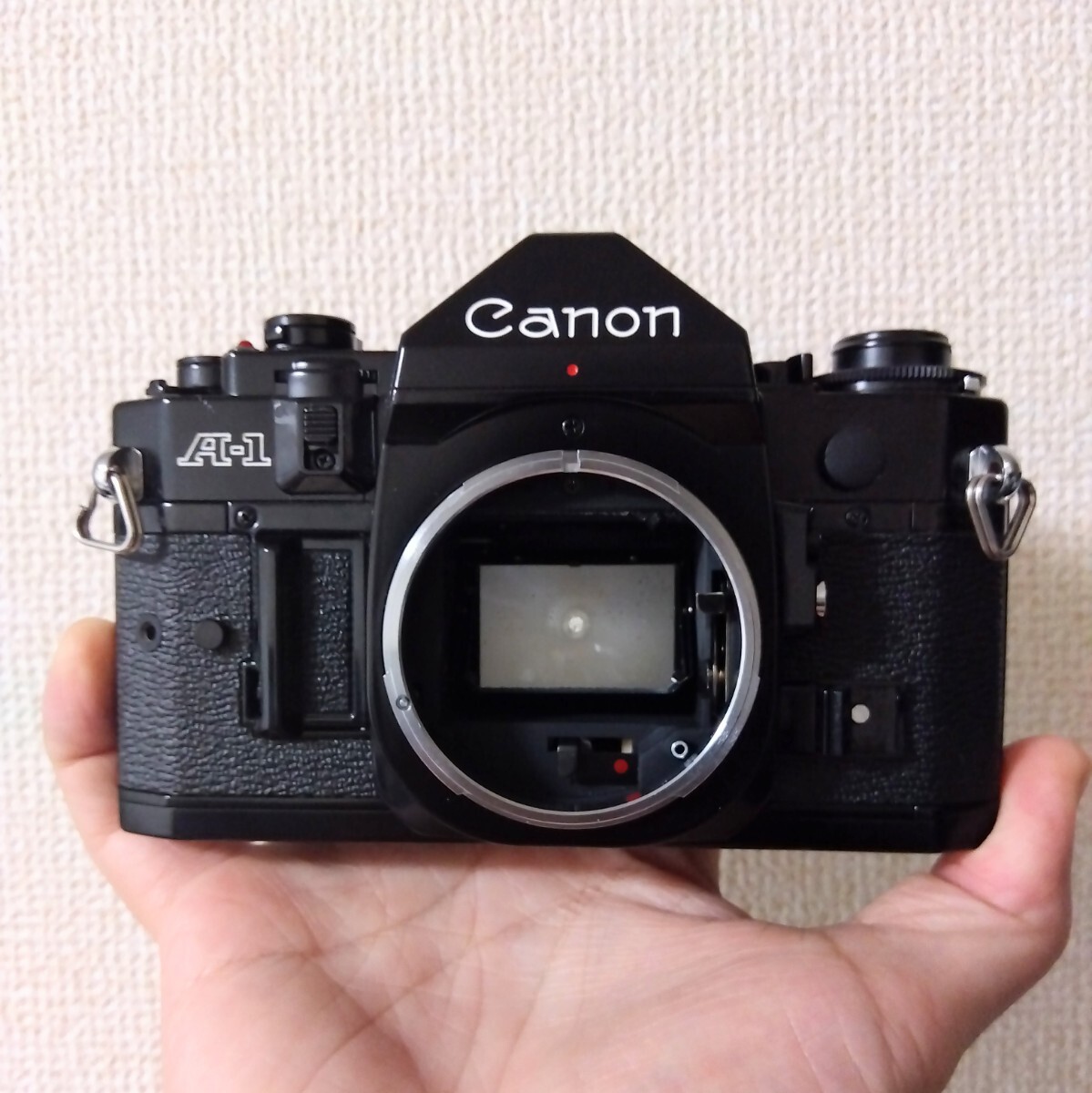 とても綺麗なコレクション品 動作品 キヤノン Canon A-1 フィルムカメラ ブラック ボディ