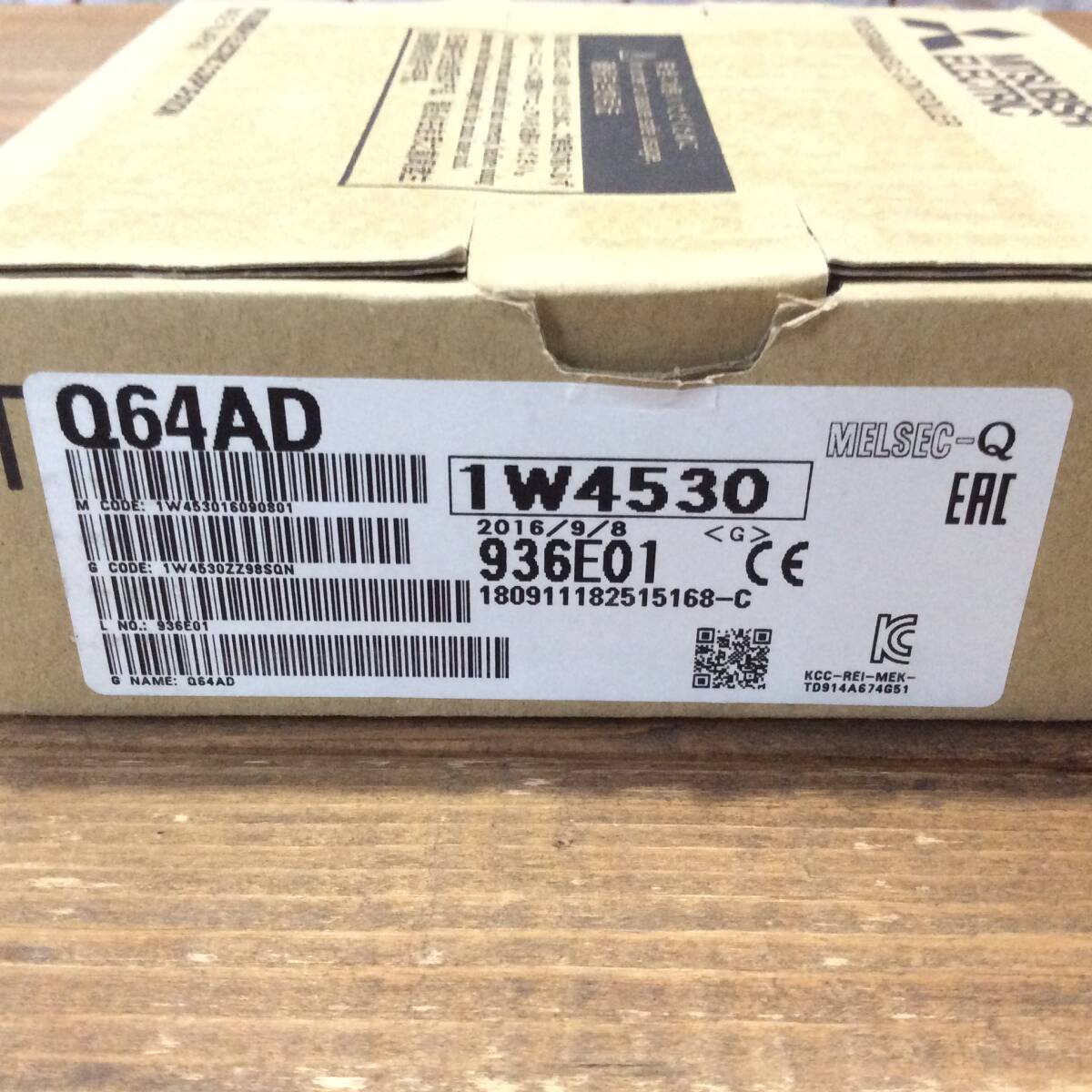 ●【AH-14207】未使用品 MITSUBISHI 三菱電機 アナログデジタル変換ユニット Q64AD【レターパックプラス・送料全国一律600円可】