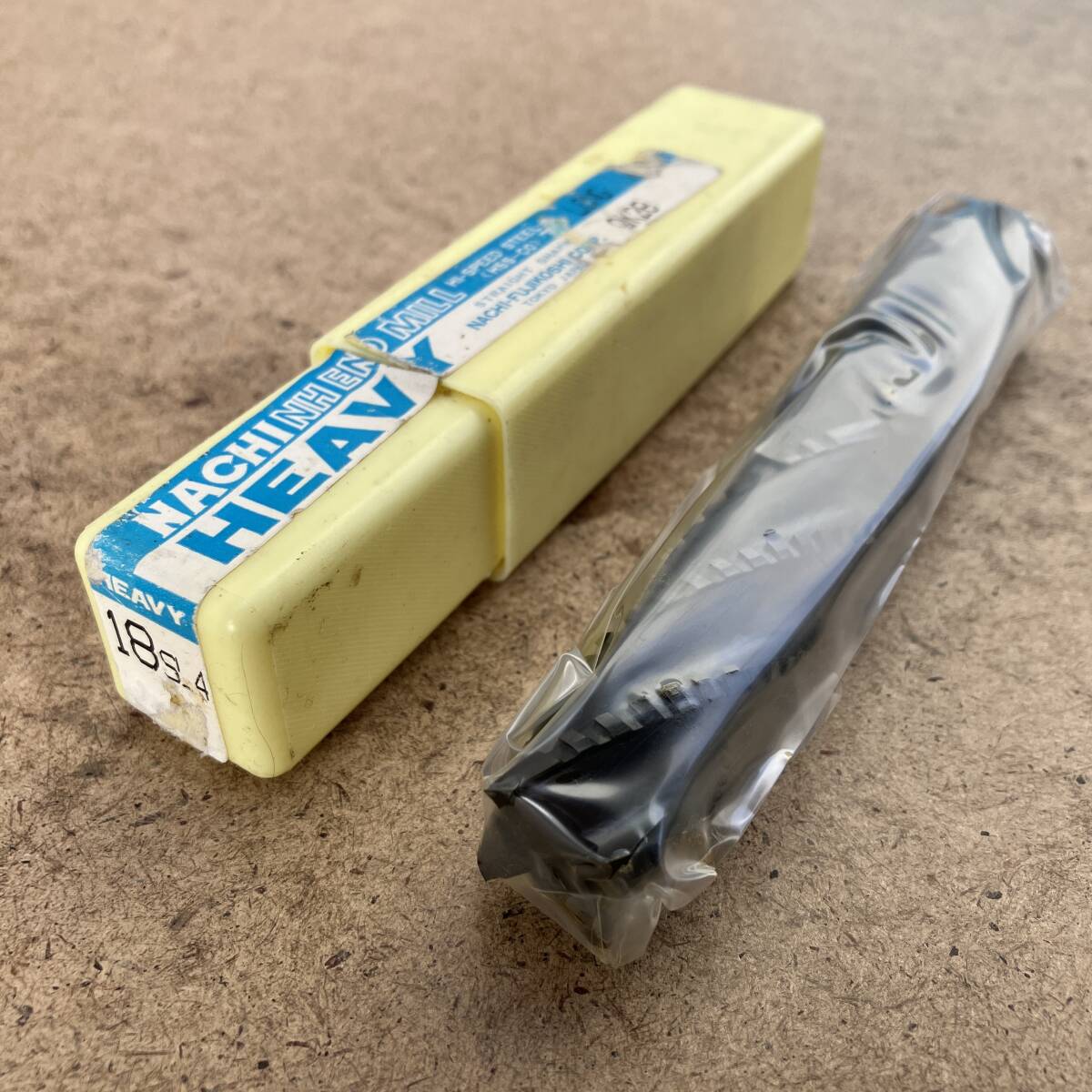 1円スタート 送料180円 エンドミル 1本 NACHI ナチ 不二越 HSS-Co 18 ロング LONG SL4 ジャンク品 未使用【同梱不可】