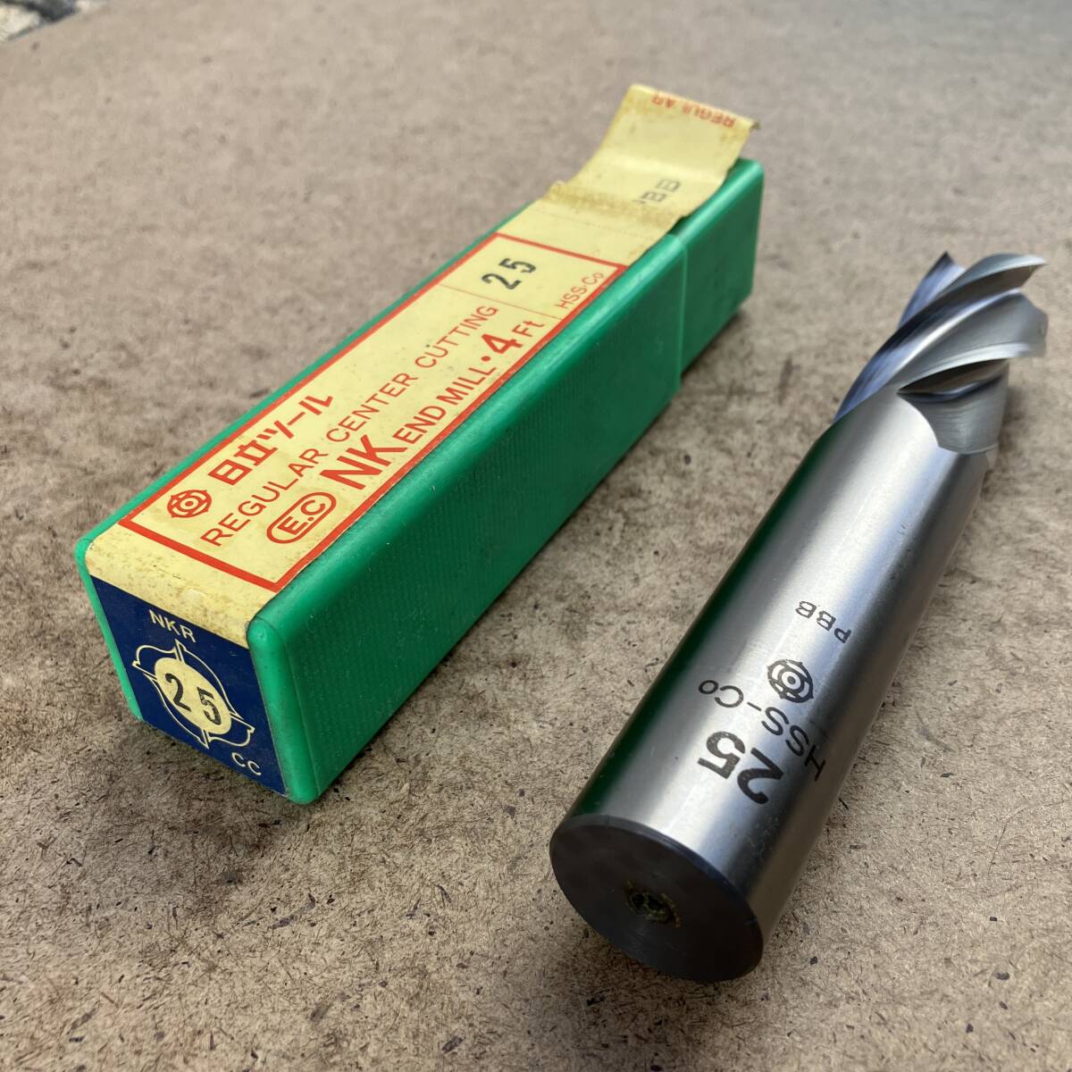 1円スタート 送料180円 エンドミル 日立ツール HSS-Co 4Ft 25 未使用 ジャンク品【同梱不可】