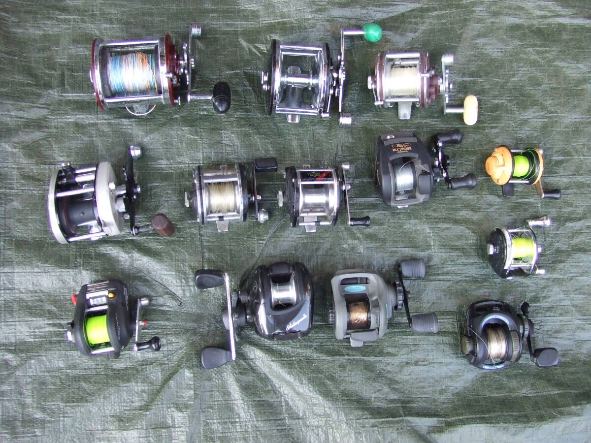 メ－カ－製　タイコ型リール　ベイトリール　まとめて　良品　