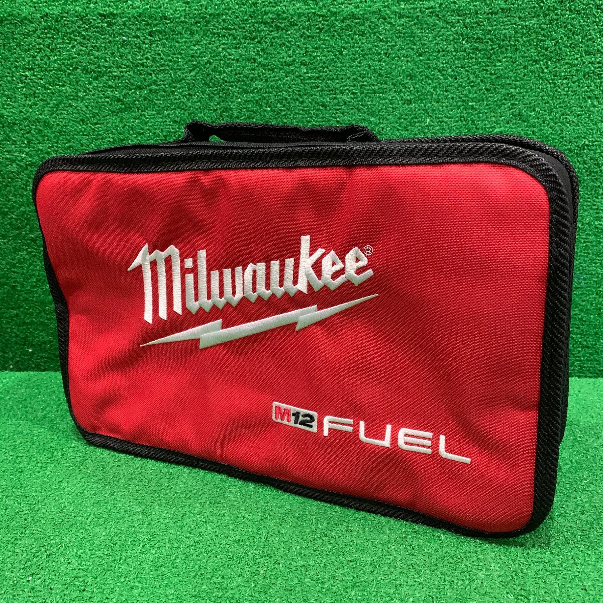 美品　Milwaukee M12Fuel インパクトドライバー3453-22　ケース+バッテリー2個+充電器付き:4
