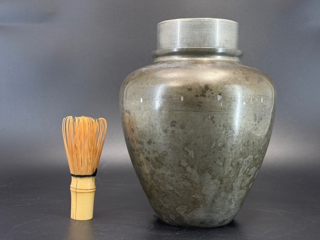 古錫 茶道具 大型茶壷 高さ約22cm 重さ約1.8kg 蓋欠品 現状お渡し品