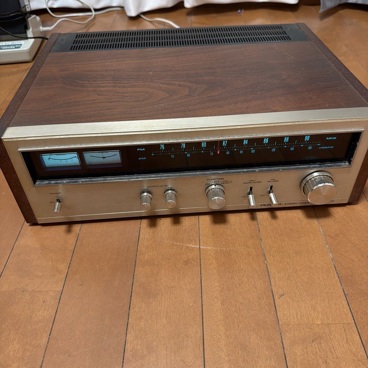 希少昭和レトロ・ヴィンテージ　　　Pioneer TX-710 FM/AMチューナー