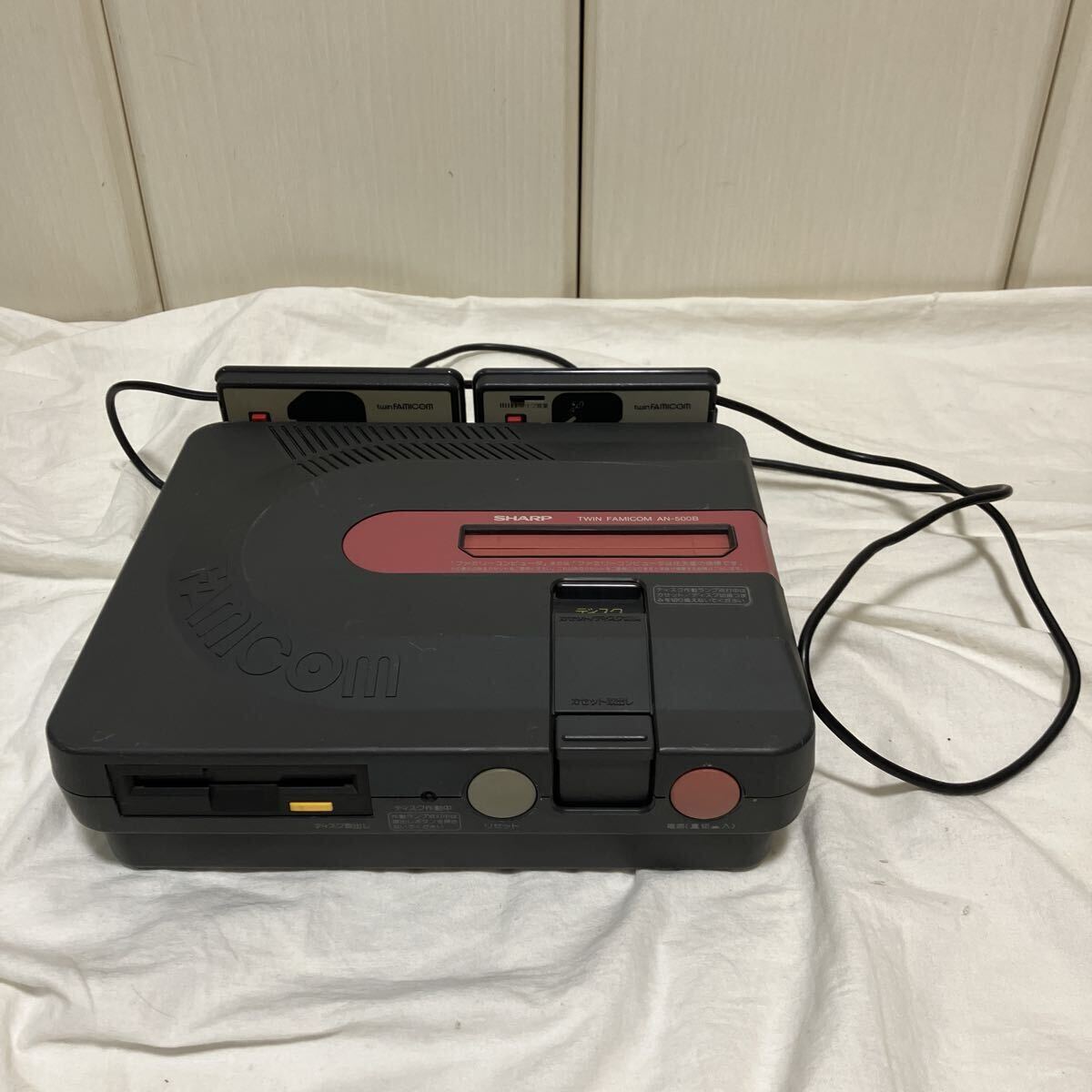 シャープ ツインファミコン本体 AN-500B 動作確認済 現状品 ファミリーコンピューター