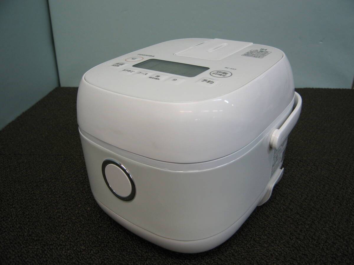 ■TOSHIBA IH炊飯器 RC-5XT 3合炊き 2024年製 中古品■