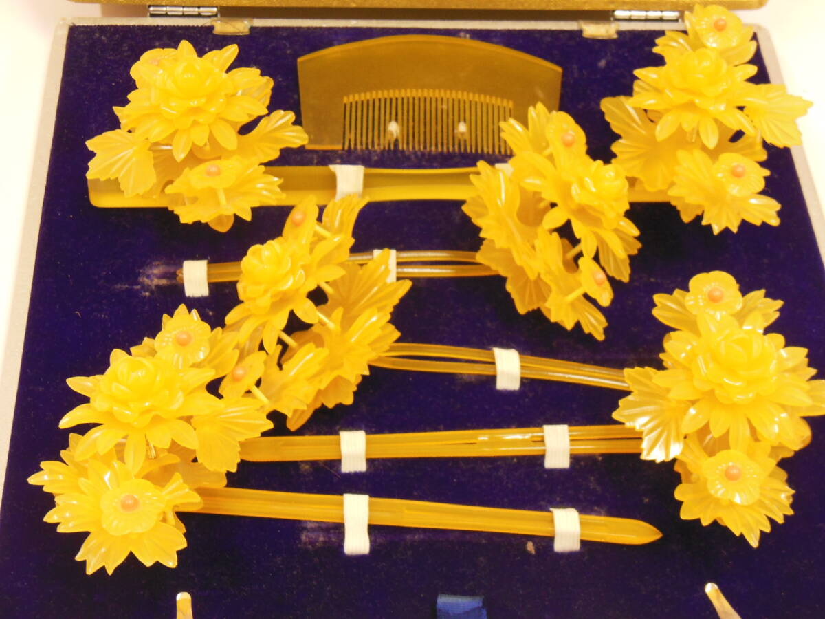 かんざし　和装　婚礼　花嫁　着物　べっ甲風、サンゴ風、中古