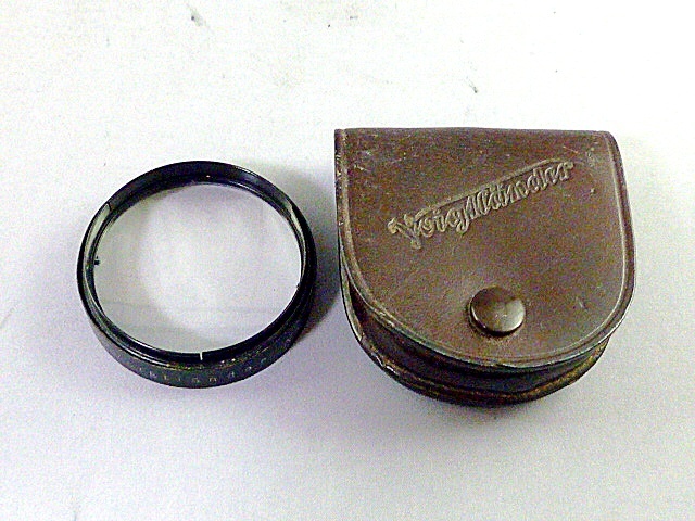 ヴィンテージ◎フォクトレンダー Ww. FOCAR 32 クローズアップレンズ 良品 かぶせ式 革ケース付