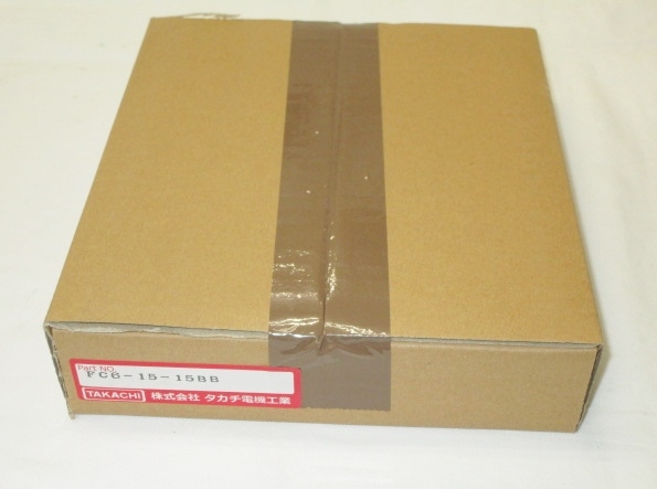 未開封　タカチ　FC6-15-15BB　15×15×6.29cm　アルミ　FC型 コントロールボックス　オーディオアンプ・操作ボックス等に TAKACHI