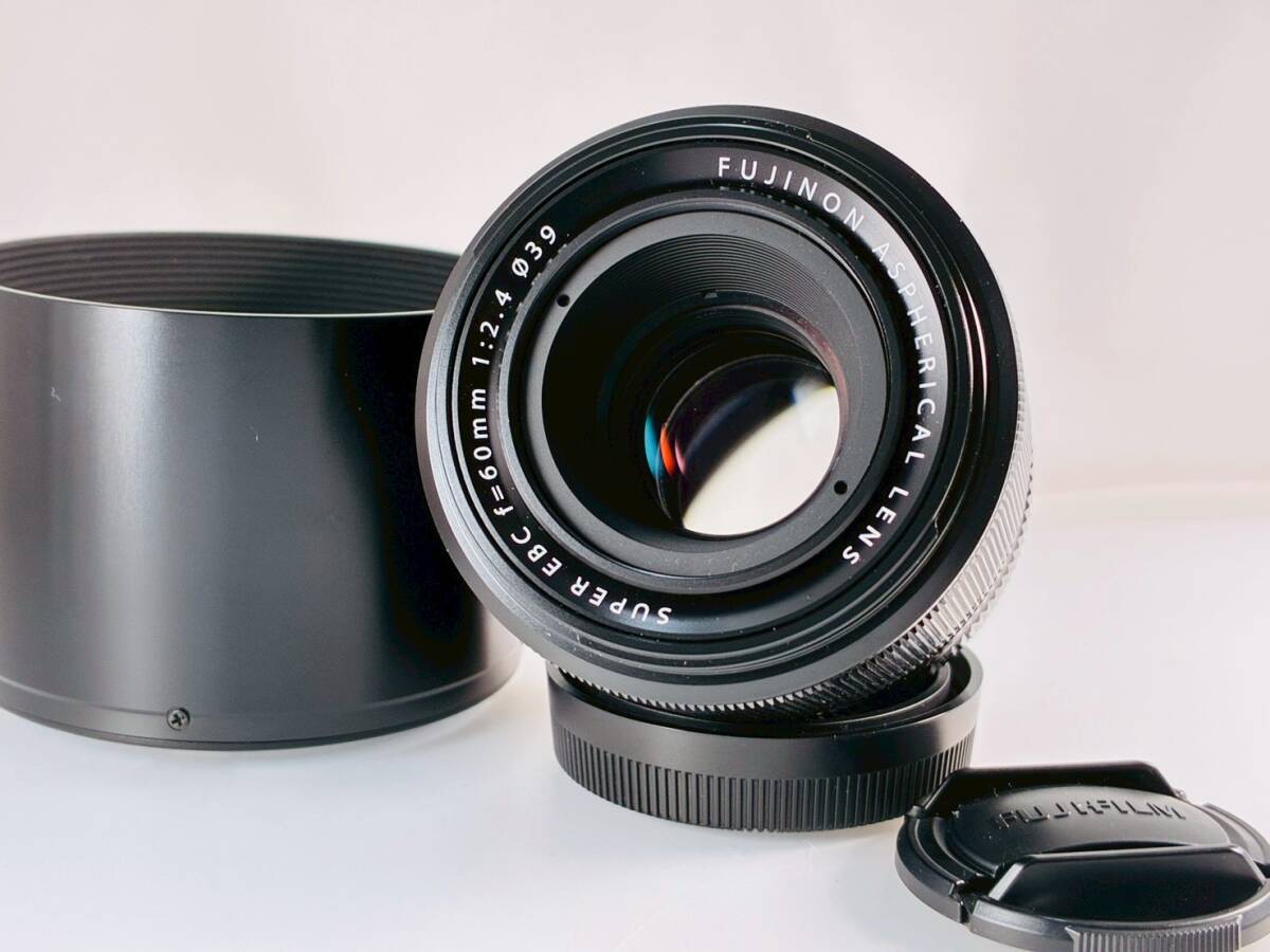 ★極上美品★ 富士フィルム FUJIFILM FUJINON SUPER EBC XF 60mm F2.4 R MACRO ★フード、前後キャップ付属 #S0166