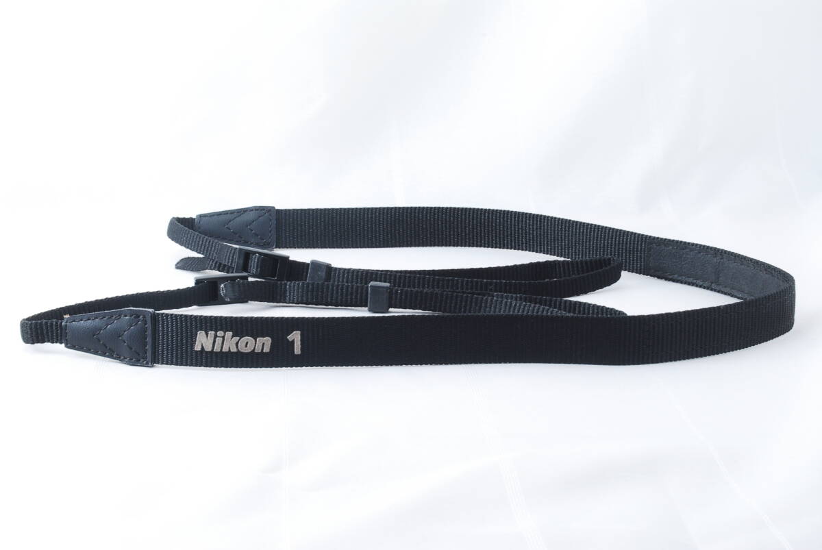 ☆Nikon1 ニコン カメラ ストラップ 黒色(ブラック) 幅1.8cm 細め ネックストラップ ミラーレスカメラ ショルダー ネック Camera Strap☆