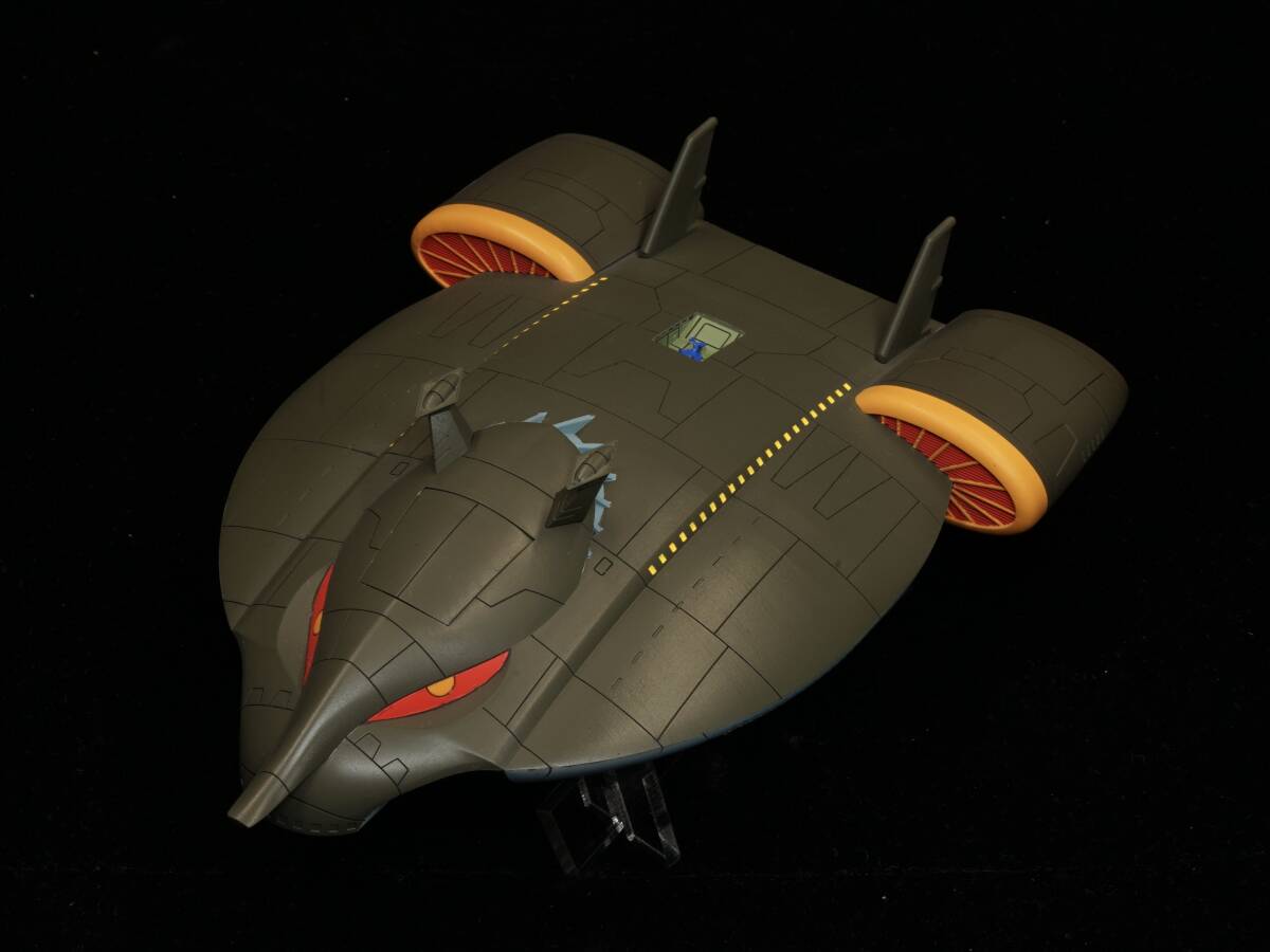  機動戦士ガンダム　マッドアングラー級潜水母艦