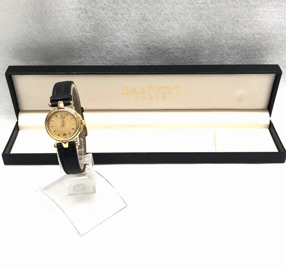 LANVIN ランバン クォーツ ラウンド レディース 2針 デイト ホワイト ゴールド 516851 腕時計 時計 中古品 現状品 動作未確認 不動品