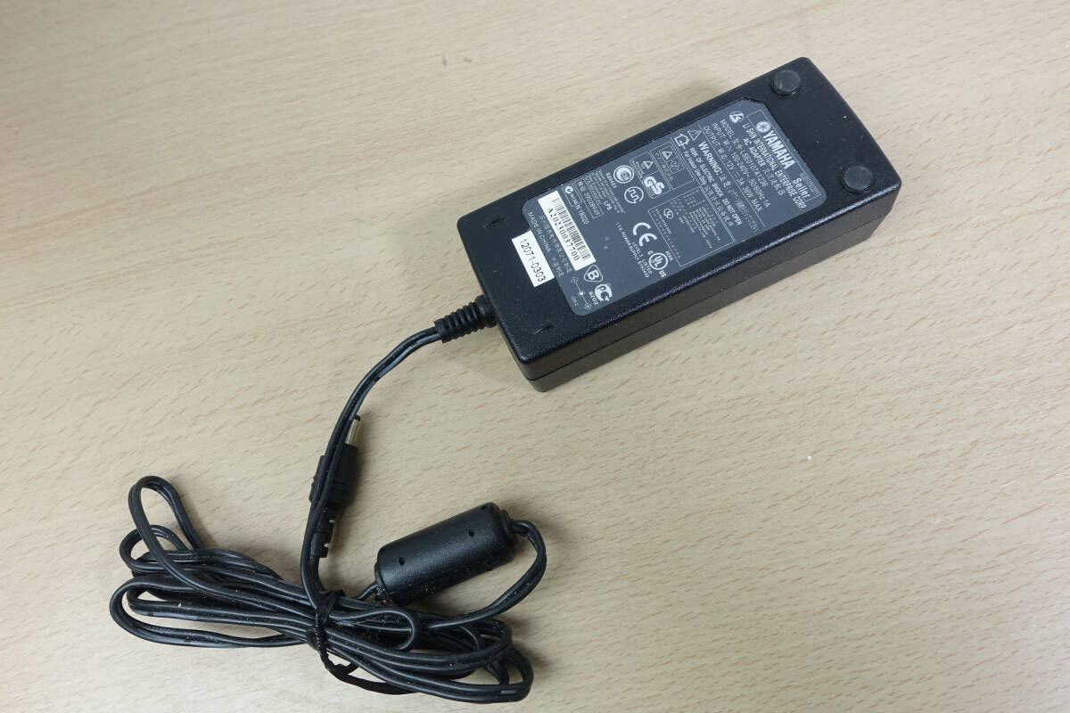 YAMAHA LSE0107A1236 ヤマハ 純正ACアダプター 送料込即決