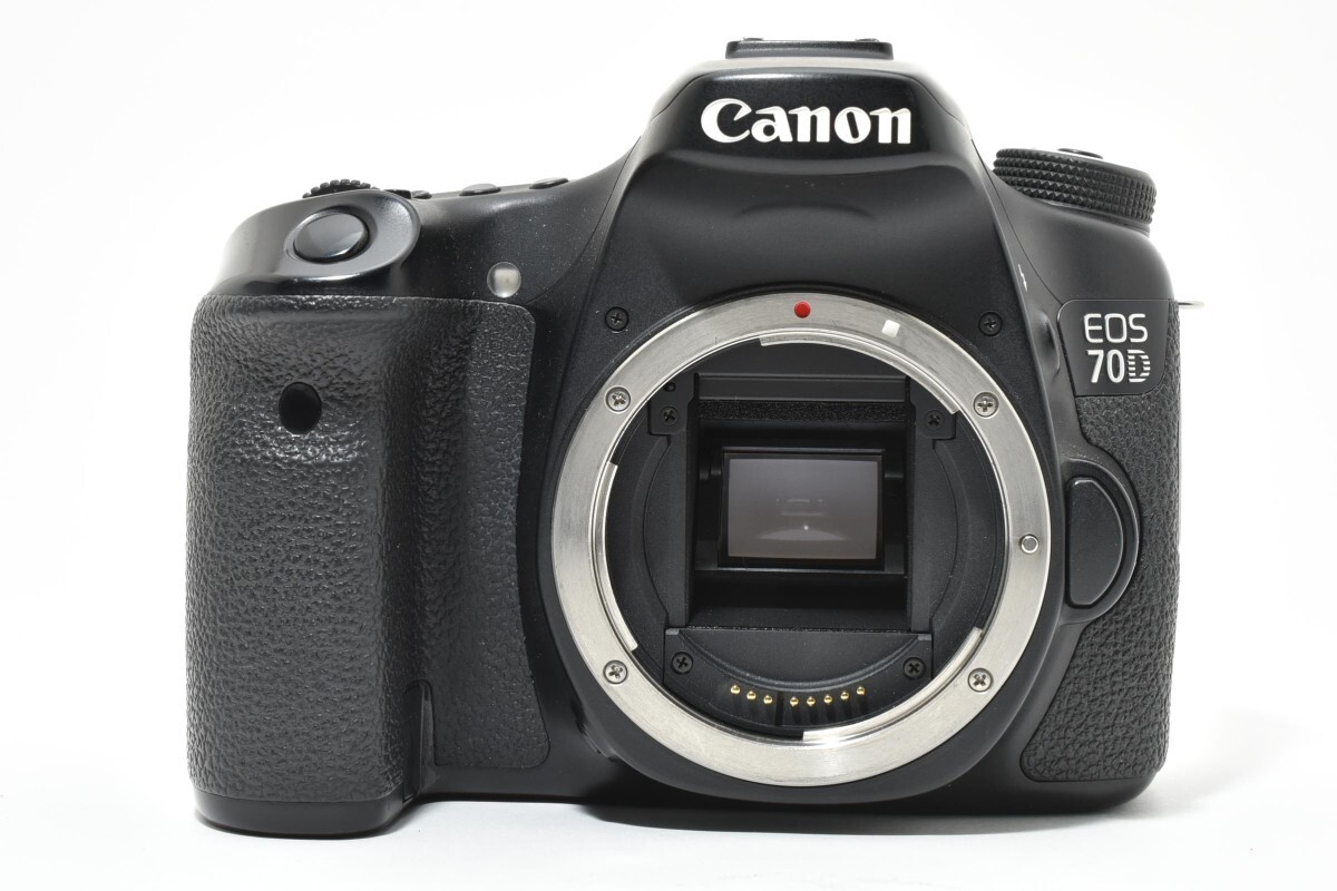 ★極美品★ Canon EOS 70D キャノン キヤノン デジタル一眼レフ カメラ ボディ E10