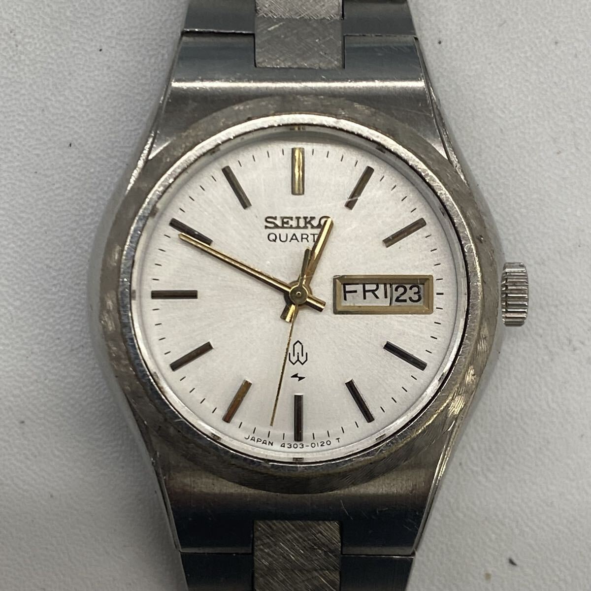 co SEIKO セイコー 4303-0050 アナログ クォーツ 腕時計 ホワイト文字盤 メタルベルト ステンレス デイデイトカレンダー クォーツ 