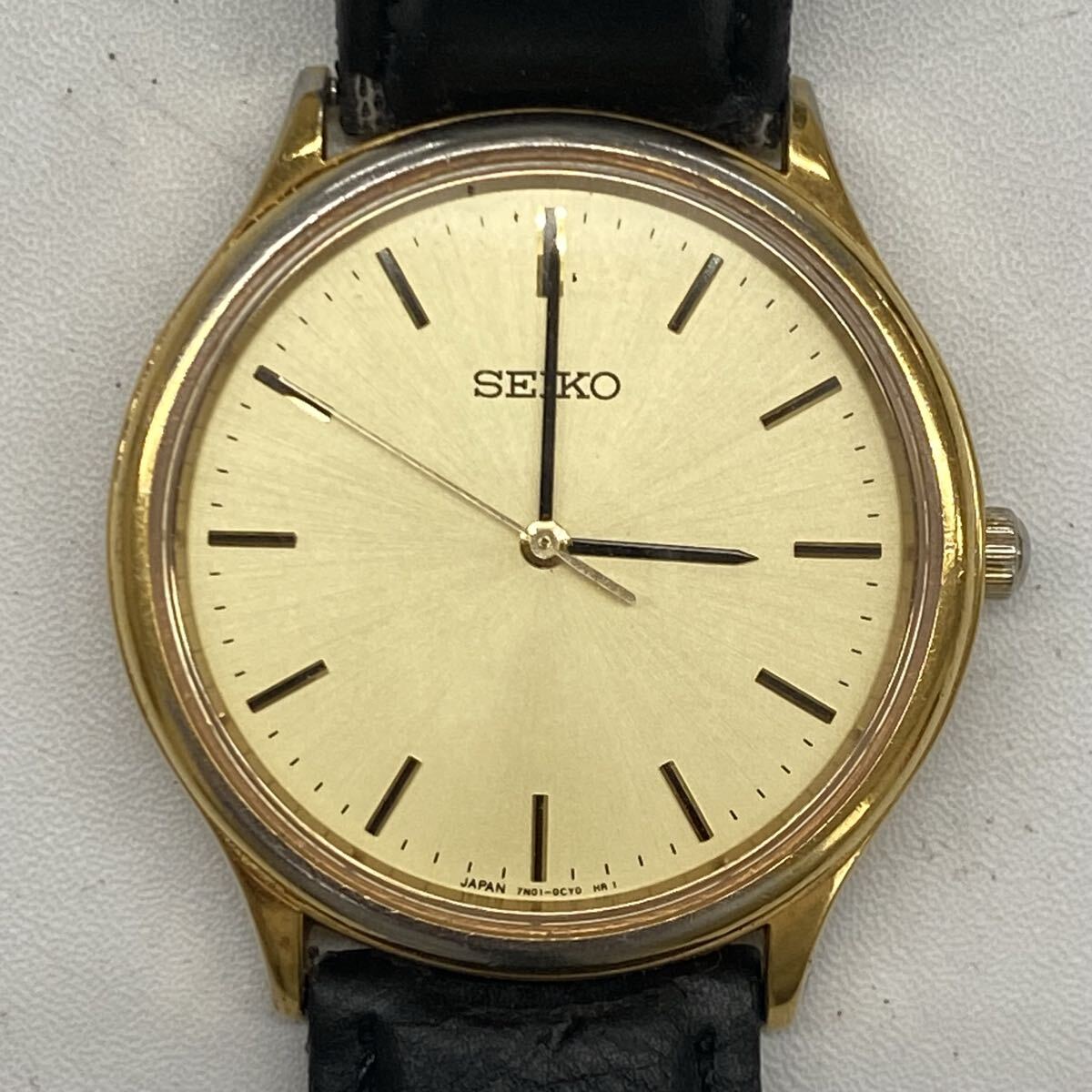 2kr SEIKO セイコー 7N01-0B00 円形 ゴールド ラウンド ゴールド文字盤 3針 レディース クォーツ 腕時計