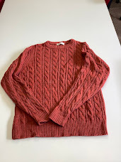 【u1293】【良品】Navy オーガニックコットン100% ケーブルニット セーター Mサイズ テラコッタ オレンジ系 レディース