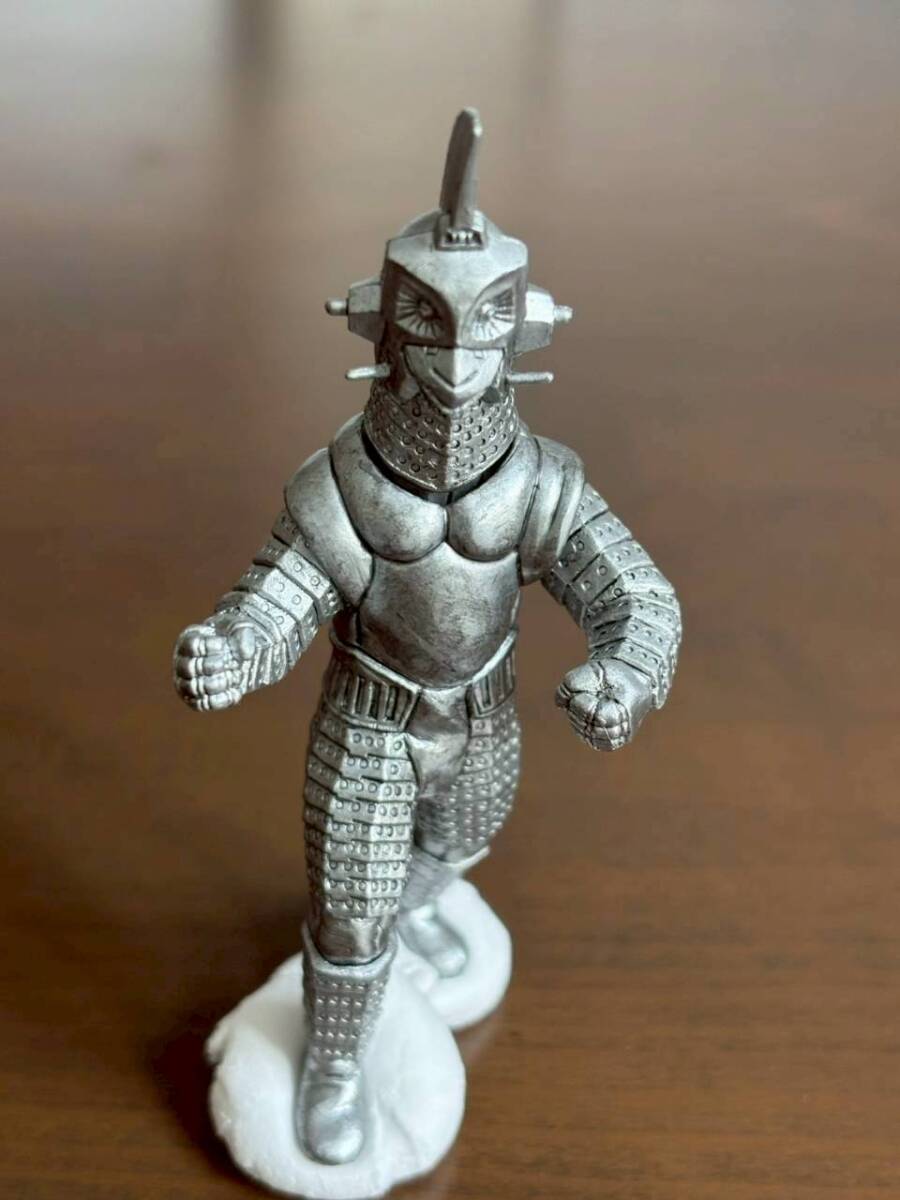 【u1234】ウルトラマン怪獣シリーズ　ウインダムのソフビ　9.5ｃｍ