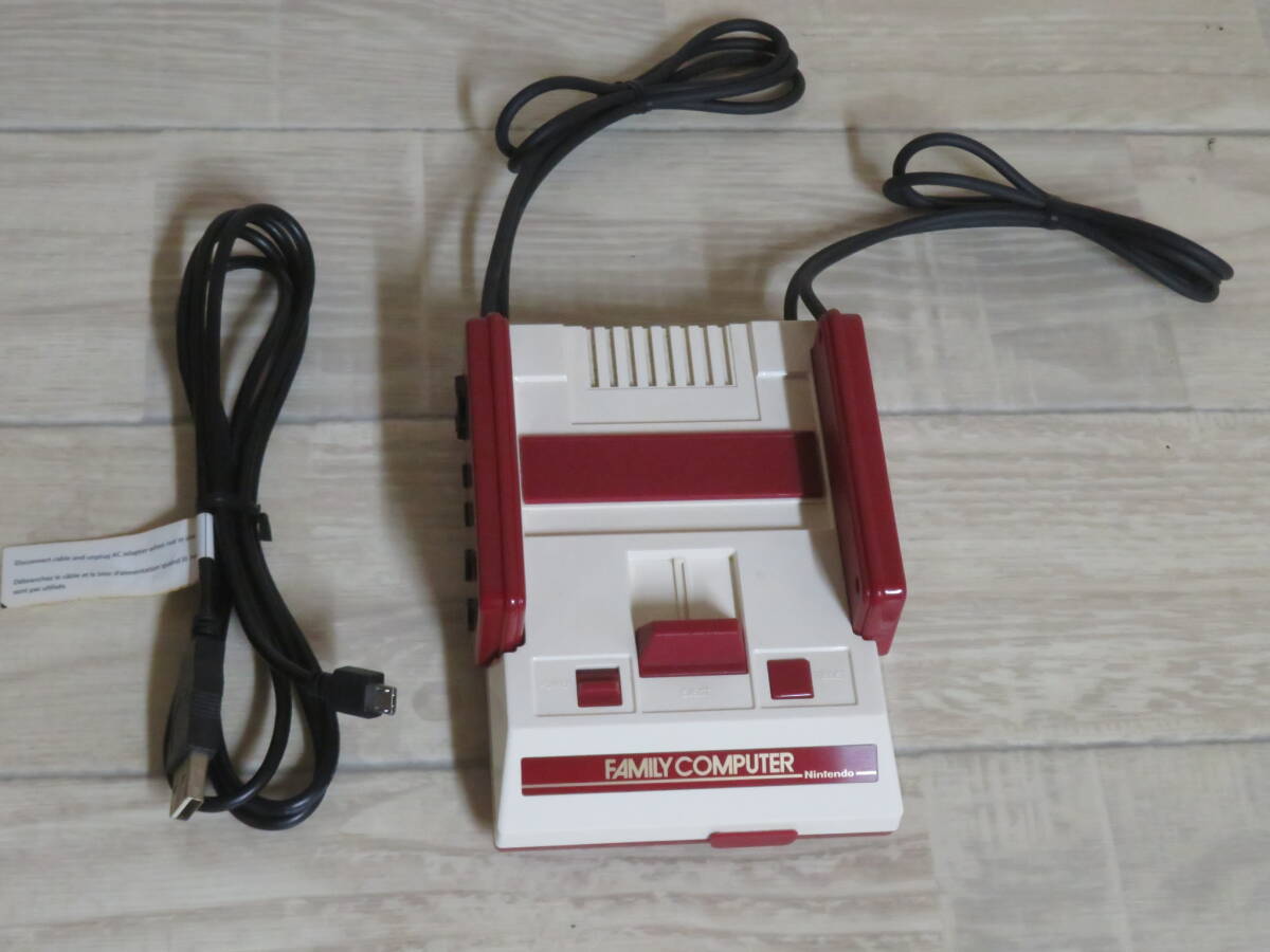 美品! Nintendo 任天堂 ファミリーコンピューター クラッシックミニ CLV-101 室内保管品 非喫煙環境です 