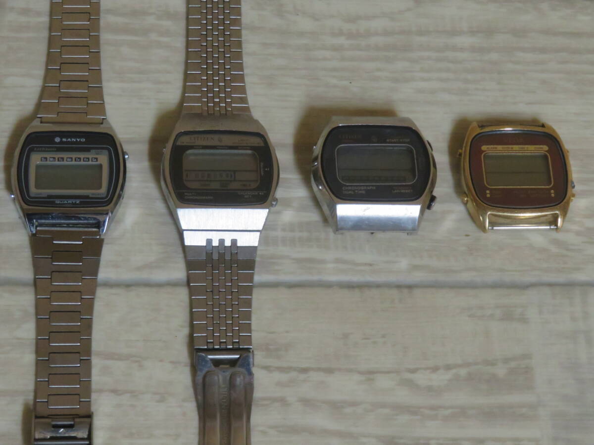 シチズン CITIZEN 59-1033 / CITIZEN 40-8077 / CITIZEN VEGA / SANYO サンヨー M100 / デジタル クオーツ メンズ 腕時計 計4点 まとめ売り