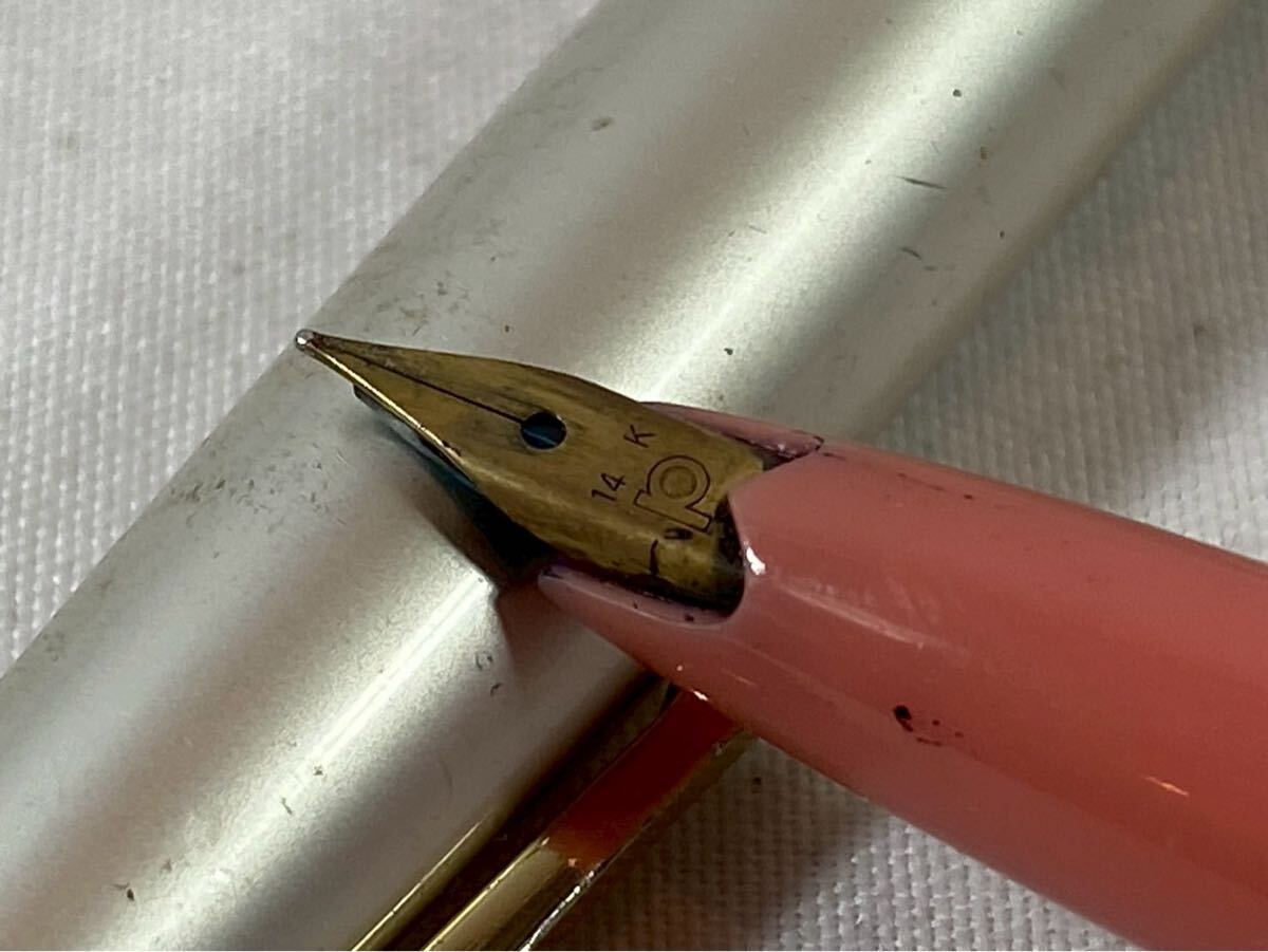 ① PLATINUM プラチナ　万年筆　ペン先 14K 14金　【03184】