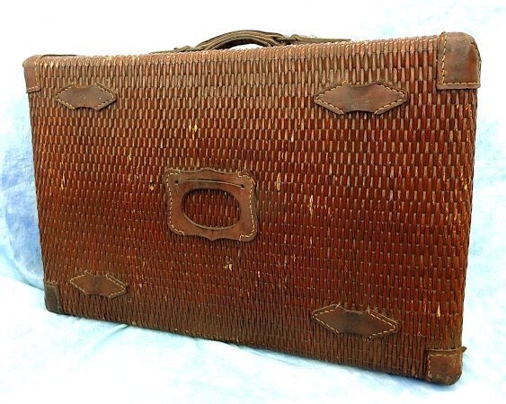 レトロ 行李 ラタン 籐 トランク カバン 籠 インテリア アンティーク　54.5cmｘ36cm×7cm　