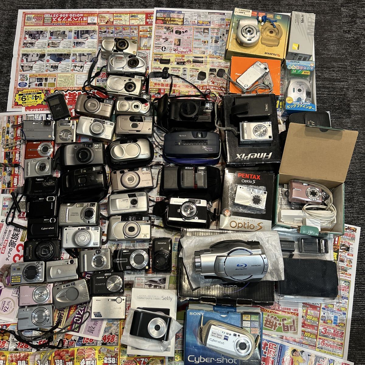 【１円スタート】Canon NikonOLYMPUS FUJIFILM SONY PENTAX コンパクトデジタルカメラフィルムカメラなど　未動作品・ジャンク品まとめ売り