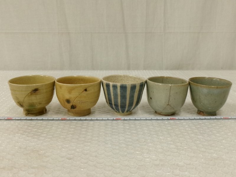 P7924 渡辺六郎 笠間焼 黄瀬戸 呉須 線文 等 煎茶碗 5客 小鉢 煎茶器