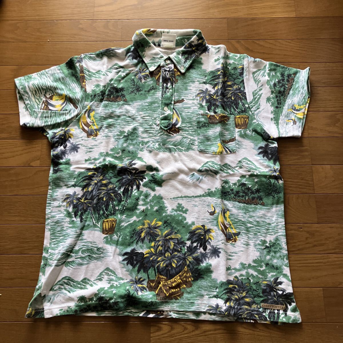 Corefighter コアファイター XLサイズ 緑色 グリーン×白 アロハポロシャツ HAWAII 総柄 胸ポケット有り ボタンダウンポロシャツ