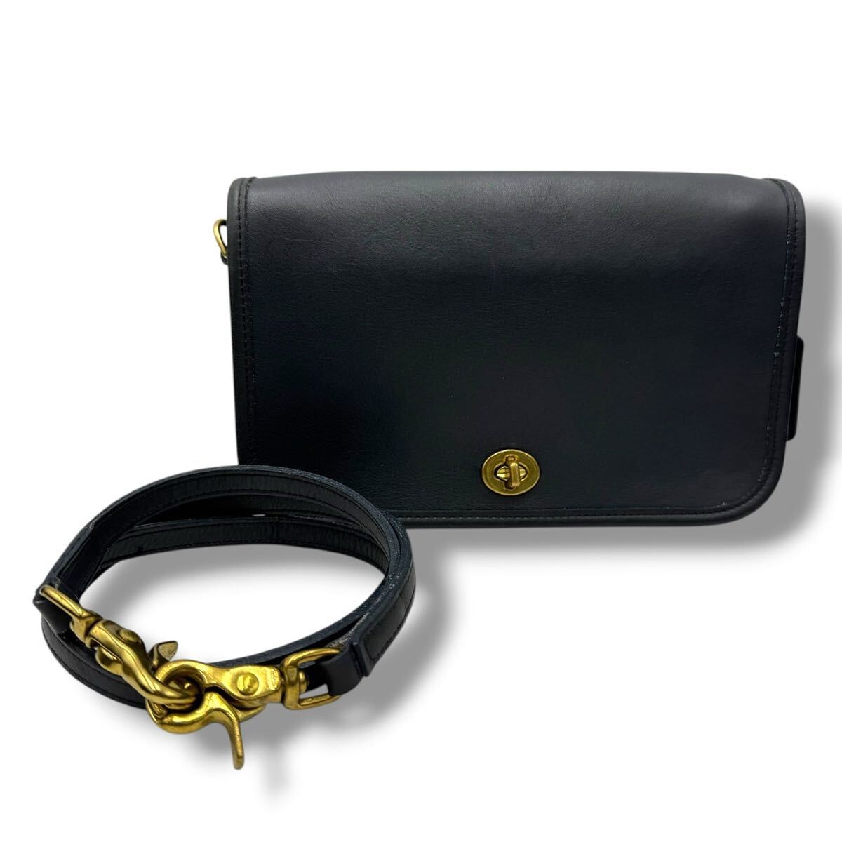 美品 オールドコーチ ショルダーバッグ レザー ネイビー　ターンロック 肩掛け COACH