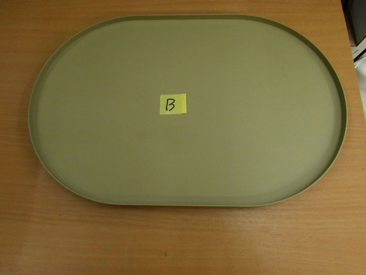 ■ BFc ZONE DENMARK ゾーンデンマーク オーバルトレー Lサイズ 中古品 幅34.8cm 奥22.8cm 高さ18cm 内高さ0.8cm 欠き10cm 708g U30B 
